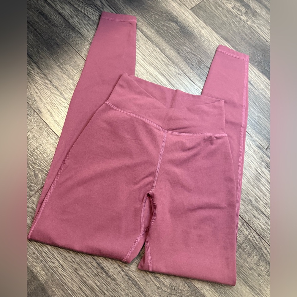 Alphalete | Cross-Waist Legging